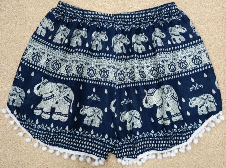 Shorts kurze Elefanten Hose aus Viskose mit Pompons