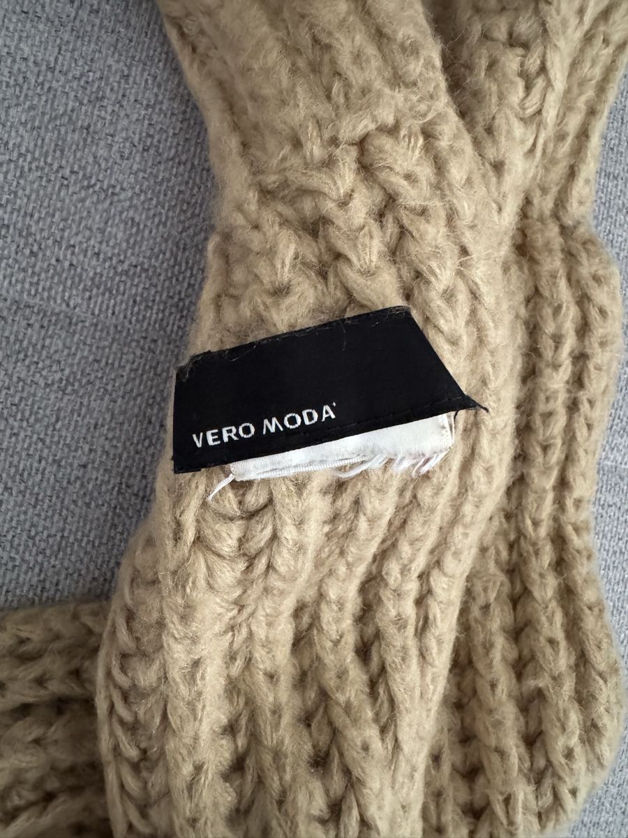 Foulards & écharpes: Vero Moda Loopschal – D'occasion à Zürich par ljp_2hsx 1