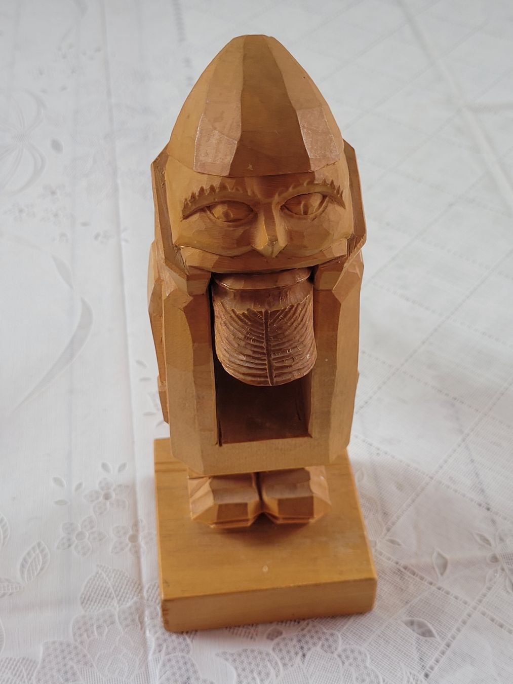 Tutte le decorazioni: Vintage Nussknacker Holz handgeschnitzt – Usato da Buttikon SZ venduto da Renco 2