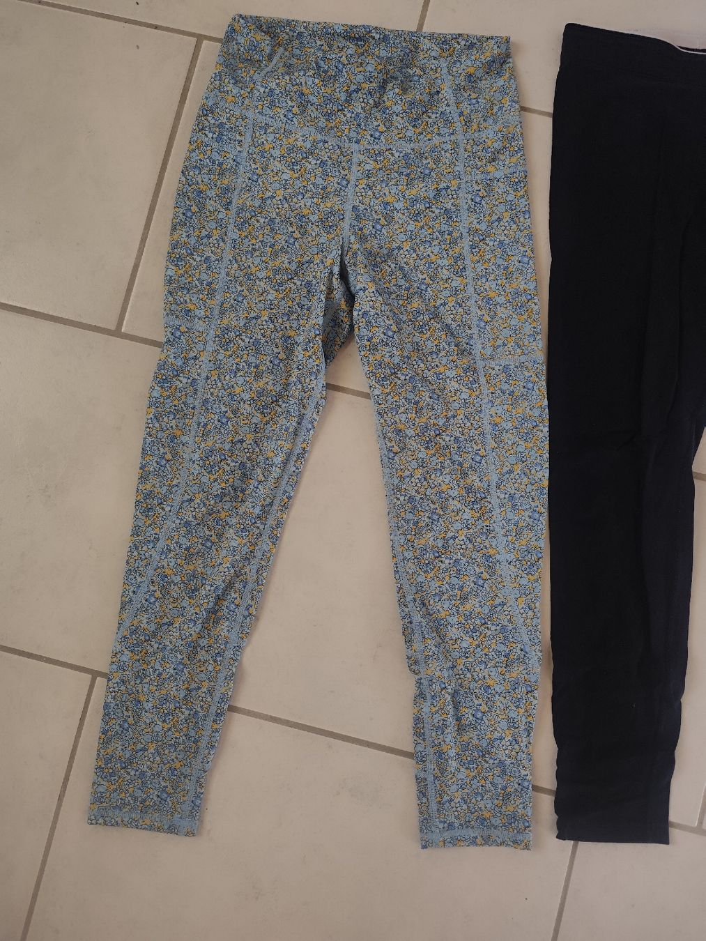 Leggings: 2 Paar Leggins – D'occasion à Zürich par Claudia_Zueri 1