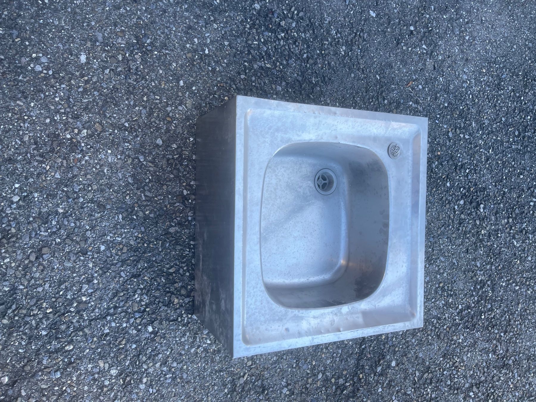 Lavabi & lavandini: lavabo Inox – Usato da Romont FR venduto da lua_k8pr 1
