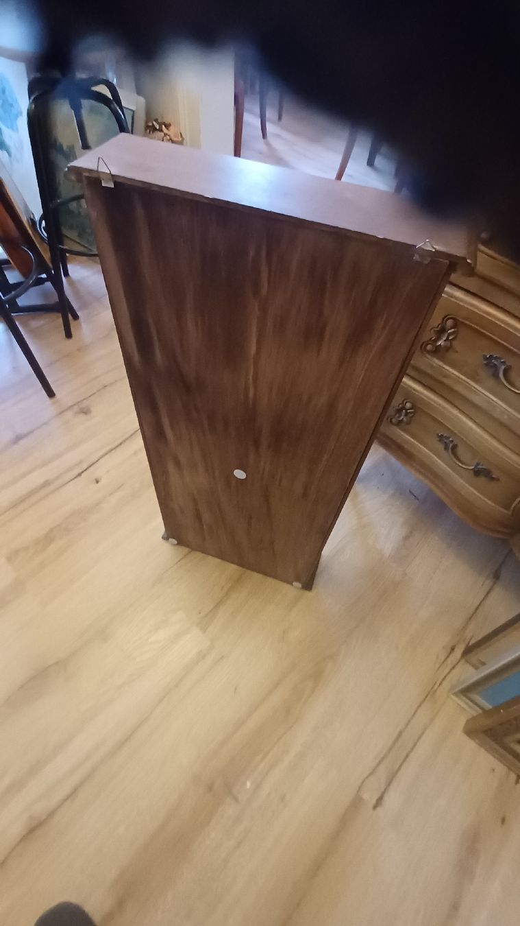 Vitrinen: Alte Wandvitrine  – Gebraucht aus Flawil von Naphtali 1