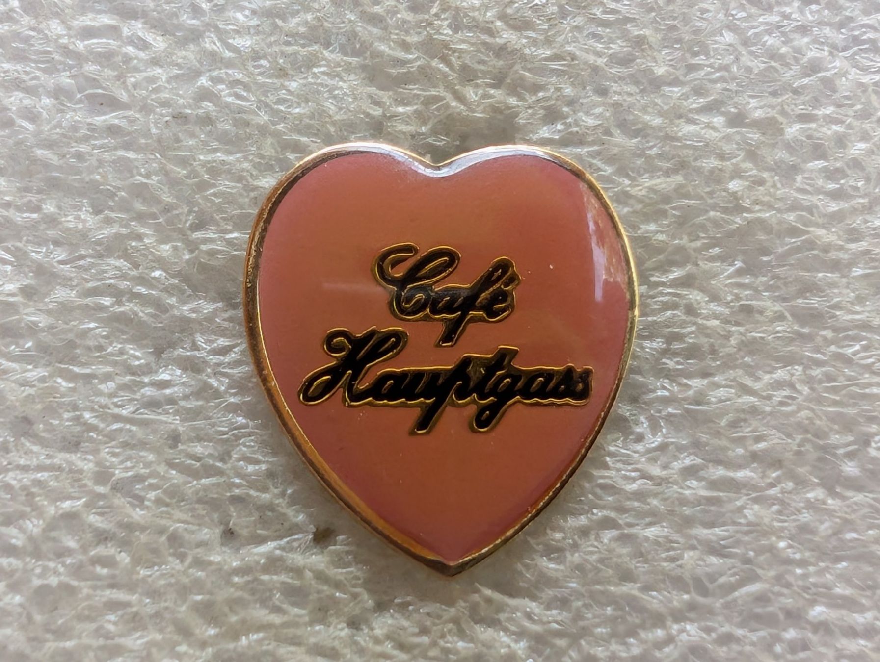 Placchette & Badge: Ansteckpin 188: Cafe – Usato da Oppligen venduto da Pin-Fall-Shop