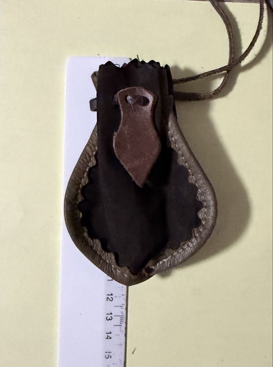 Borse da donna: Pochettes médiévales – Usato da Petit-Lancy venduto da Solcarm 4