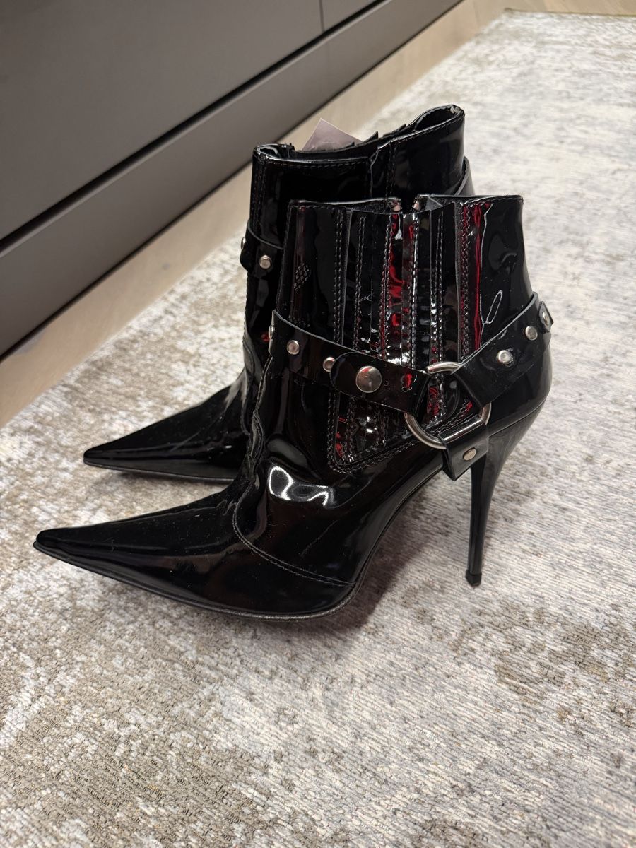 Scarpe da donna: Tronchetto DENNY ROSE tg40 – Nuovo (secondo la descrizione) da Sorengo venduto da giu_ccd9