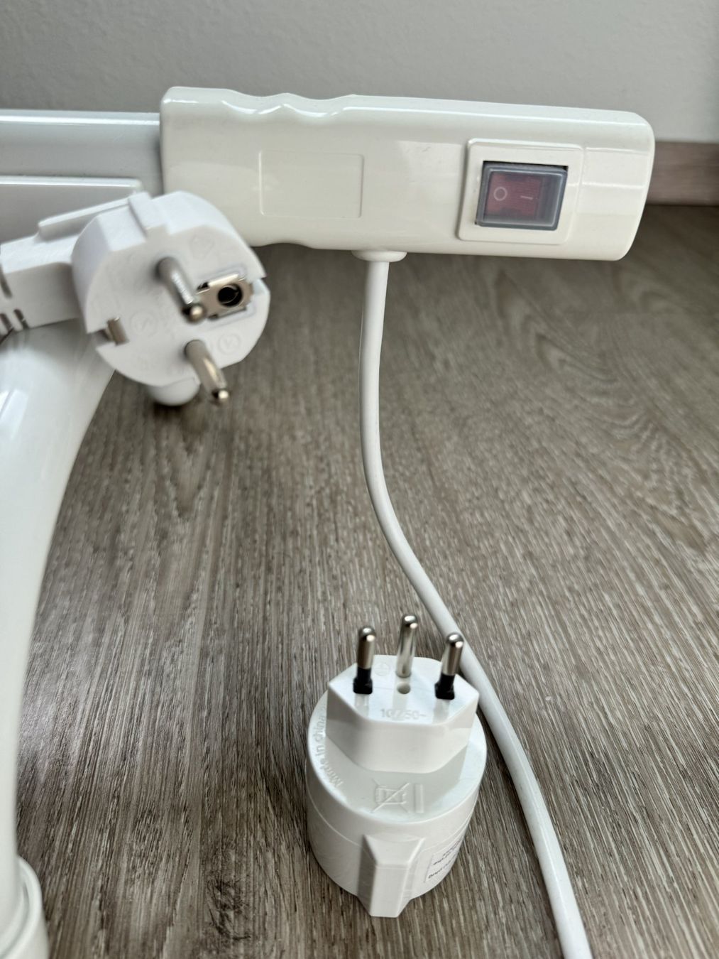 Portes-serviettes: Electric Towel Dryer – D'occasion à Wallisellen par kon_m9gr 1