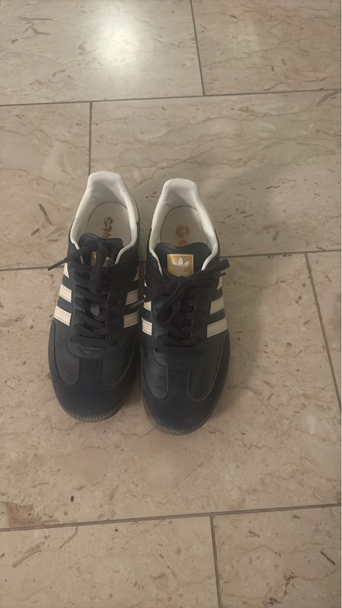 Adidas Herrenschuhe: Adidas Samba Sneaker blau weiss – Neu (gemäss Beschreibung) aus Zürich von mid_6cm7