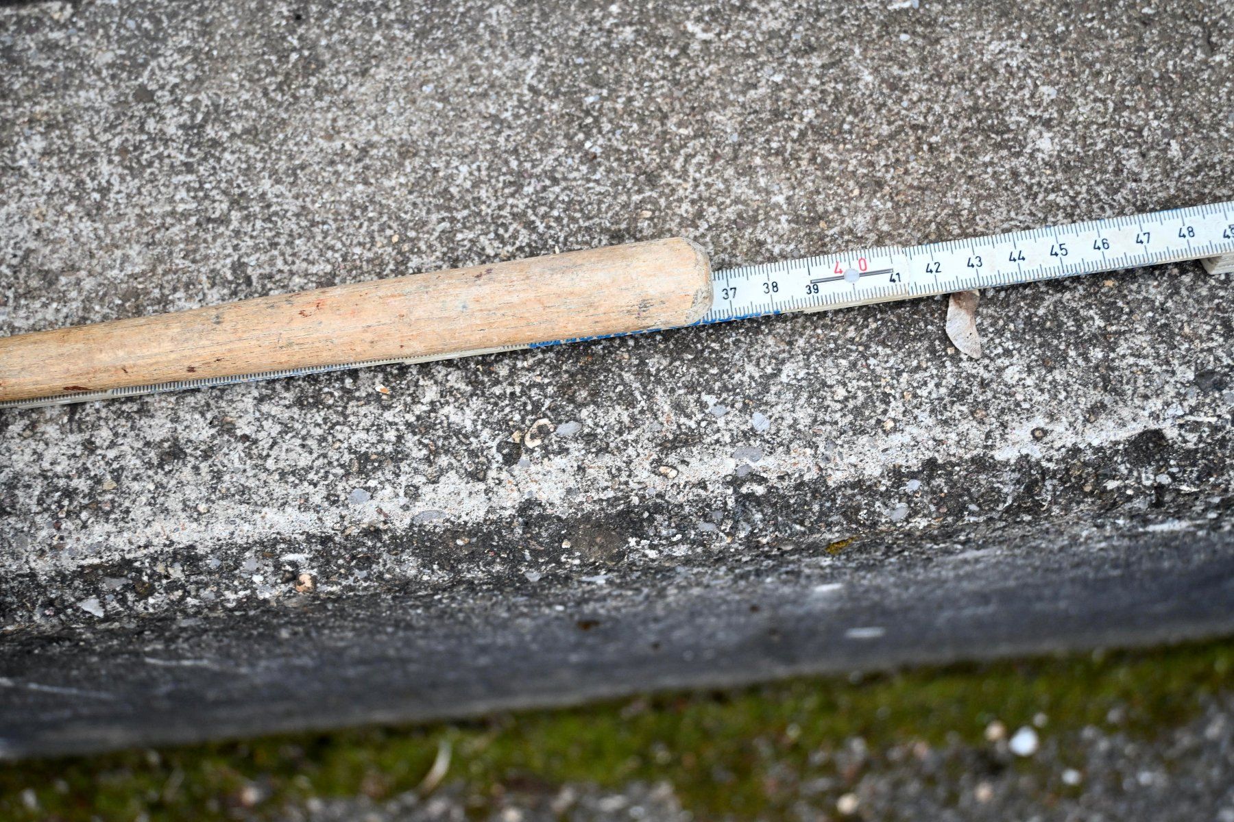 Tutti gli attrezzi: alter Kesselsteinhammer ? schmaler kopf – Usato da Pfaffhausen venduto da mono_rec 8