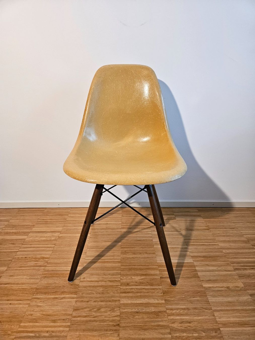 Herman Miller Sedie: Fiberglas: Eames / Herman Miller / Vitra – Usato da Zürich venduto da Lukasz