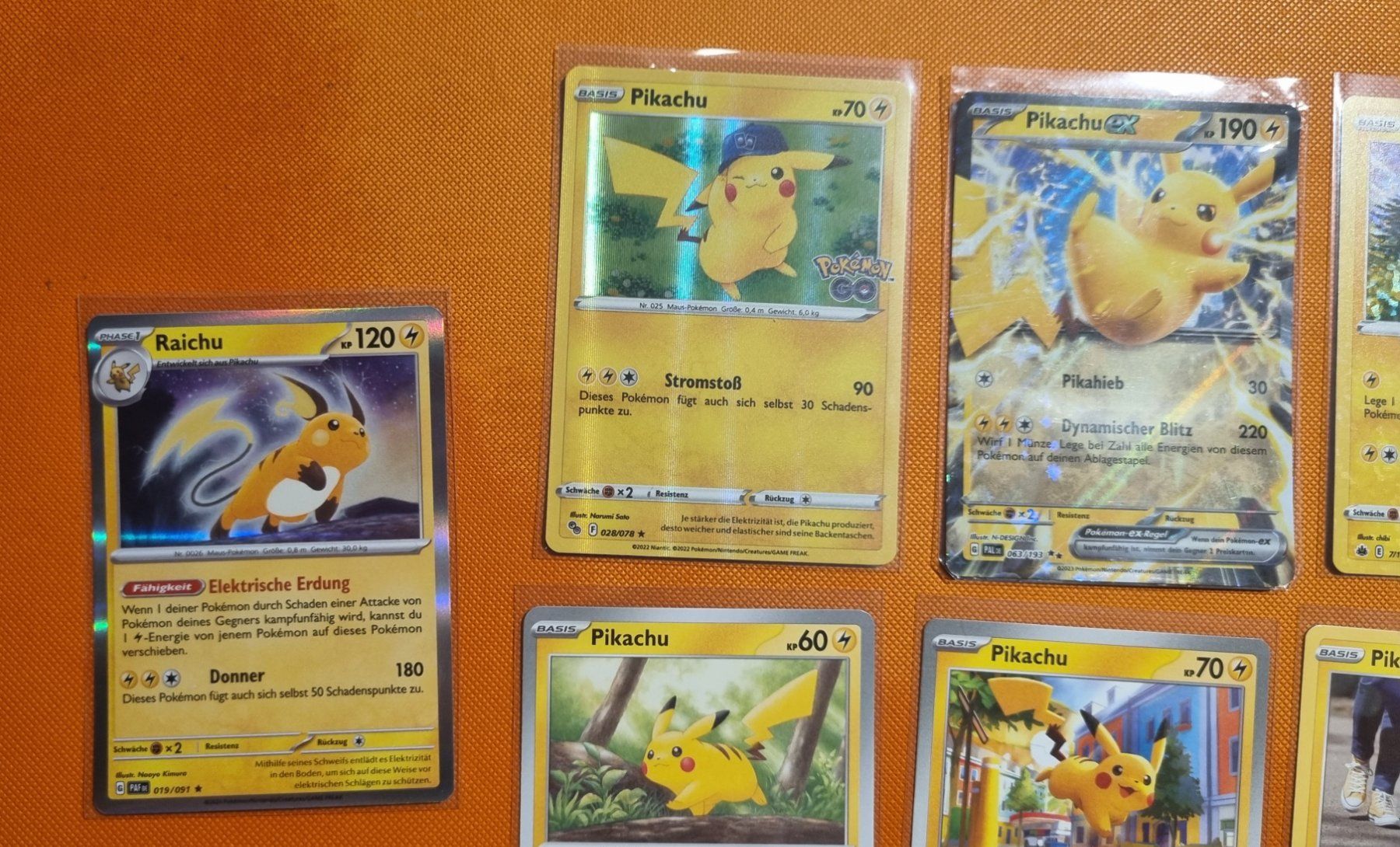 Pokémon Cartes à collectionner: Pikachu Kartenbundle Deutsch – D'occasion à Bichelsee par Kompiuter 3
