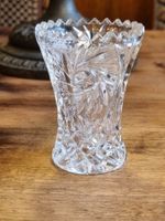 Vintage Mini Glasvase geschliffen 7 cm Dekoglas
