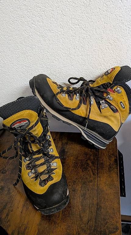 Meindl Scarpe da uomo: Meindl Air Revolution 3.5  Wander/Trekkingschuhe – Usato da Salez venduto da EMERCARO