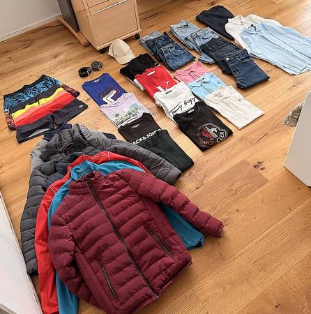 Grosses Kleiderpaket für Jungen/Jugendliche