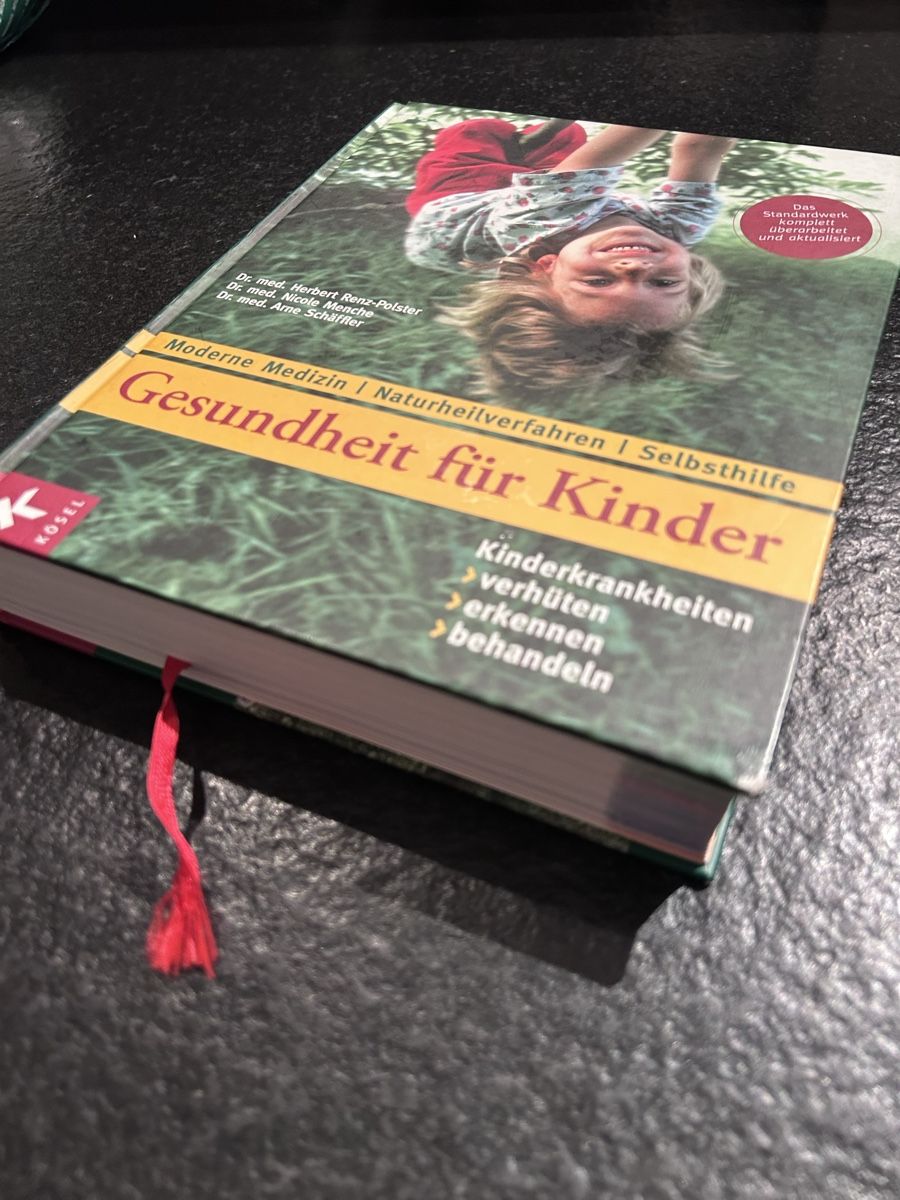 Bücher: Gesundheitsbuch – Gebraucht aus Eschenbach SG von bushika 1