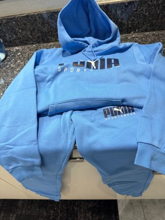 Trainer-Set Puma ( Hoodie und Hose ) neuwertig