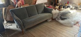Grossmutter Sofa