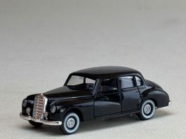 PA- Wiking Mercedes 300 Adenauer schwarz