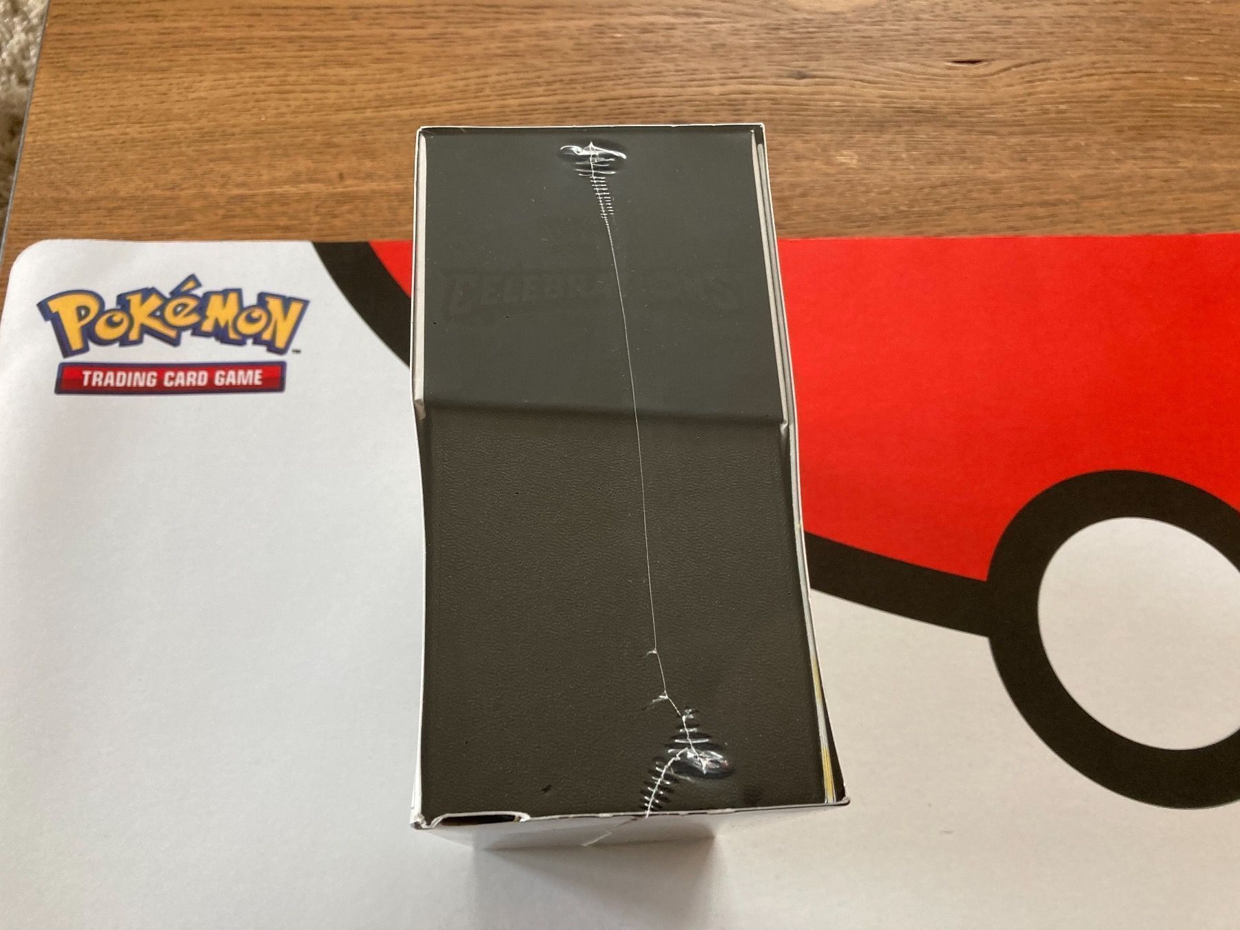 Pokémon Sammelbilder & Trading cards: Pokemon Celebrations Top Trainer-Box DE – Gebraucht aus Küssnacht am Rigi von Ebikoner 4