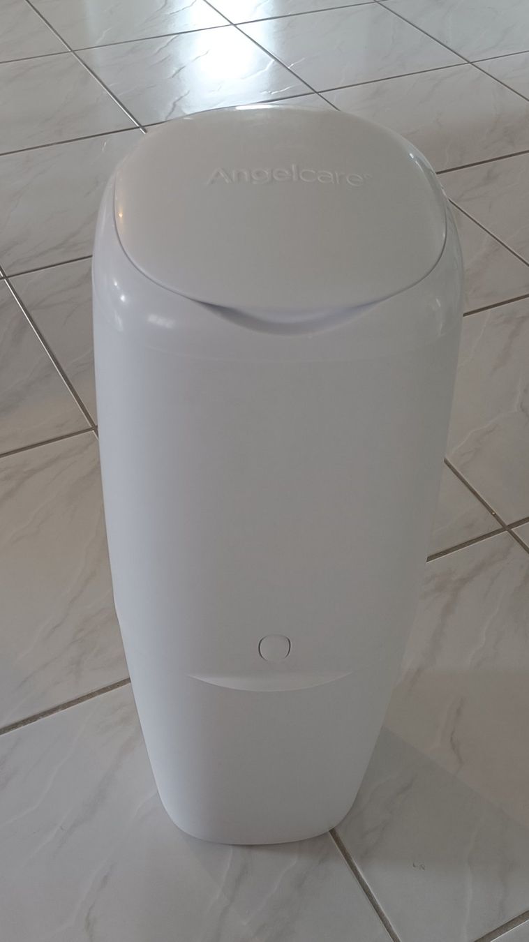 Angelcare Cestini per rifiuti: Angelcare Windeleimer Classic XL – Usato da Kaltbrunn venduto da MaijaP