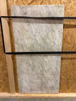 Marmorplatte weiss mit Adern 55x110cm, Steinplatte