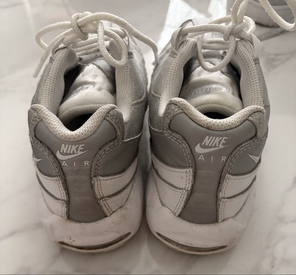 Nike Scarpe da donna: Nike Air Max Grösse 40 – Usato da Konolfingen venduto da _sunshine_ 3
