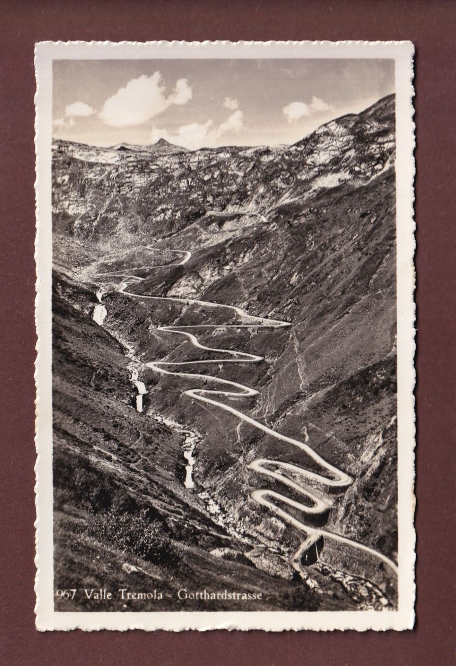 Cartoline postali: VAL TREMOLA - Gotthardstrasse - 1939 – Usato da Pully venduto da nicecards-shop
