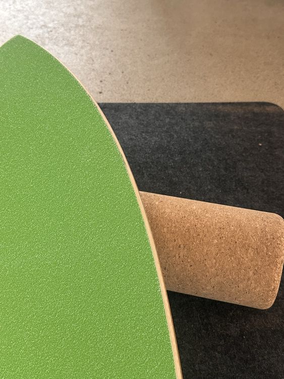B2X Balance Board aus Holz Wobble