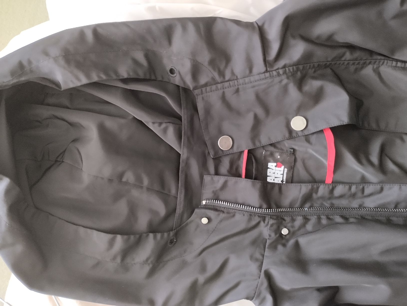 Karl Lagerfeld Giacche: Overcoat waterproof  black – Usato da Solothurn venduto da pao_769q 6