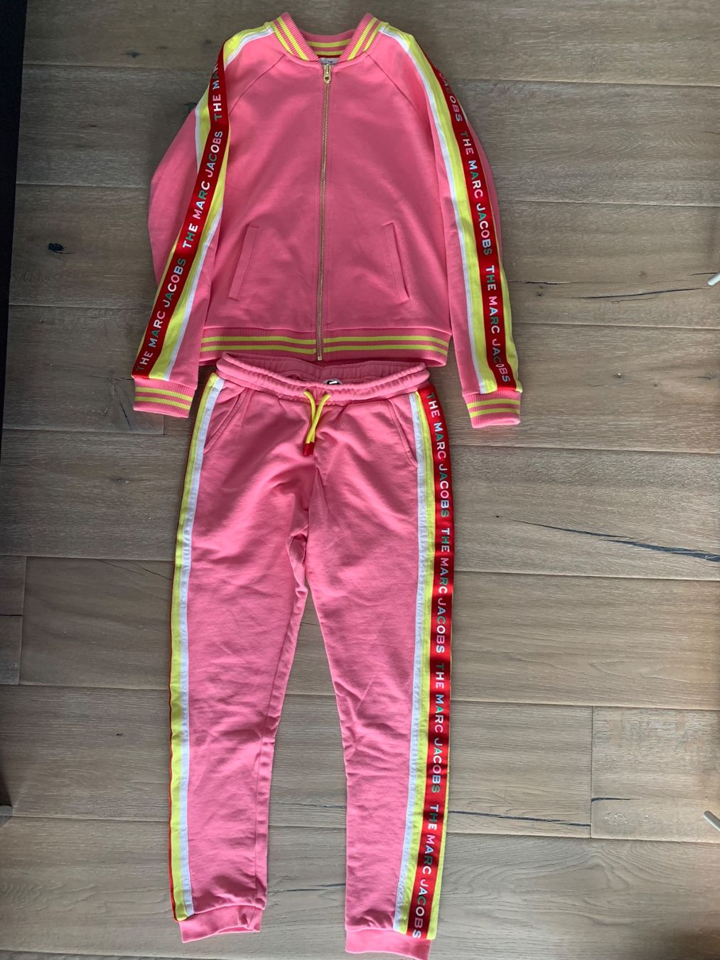 Marc Jacobs Pullover & Sweatshirts: Marc Jacobs  taille 12 ans – Neu (gemäss Beschreibung) aus La Croix (Lutry) von fashionclub01