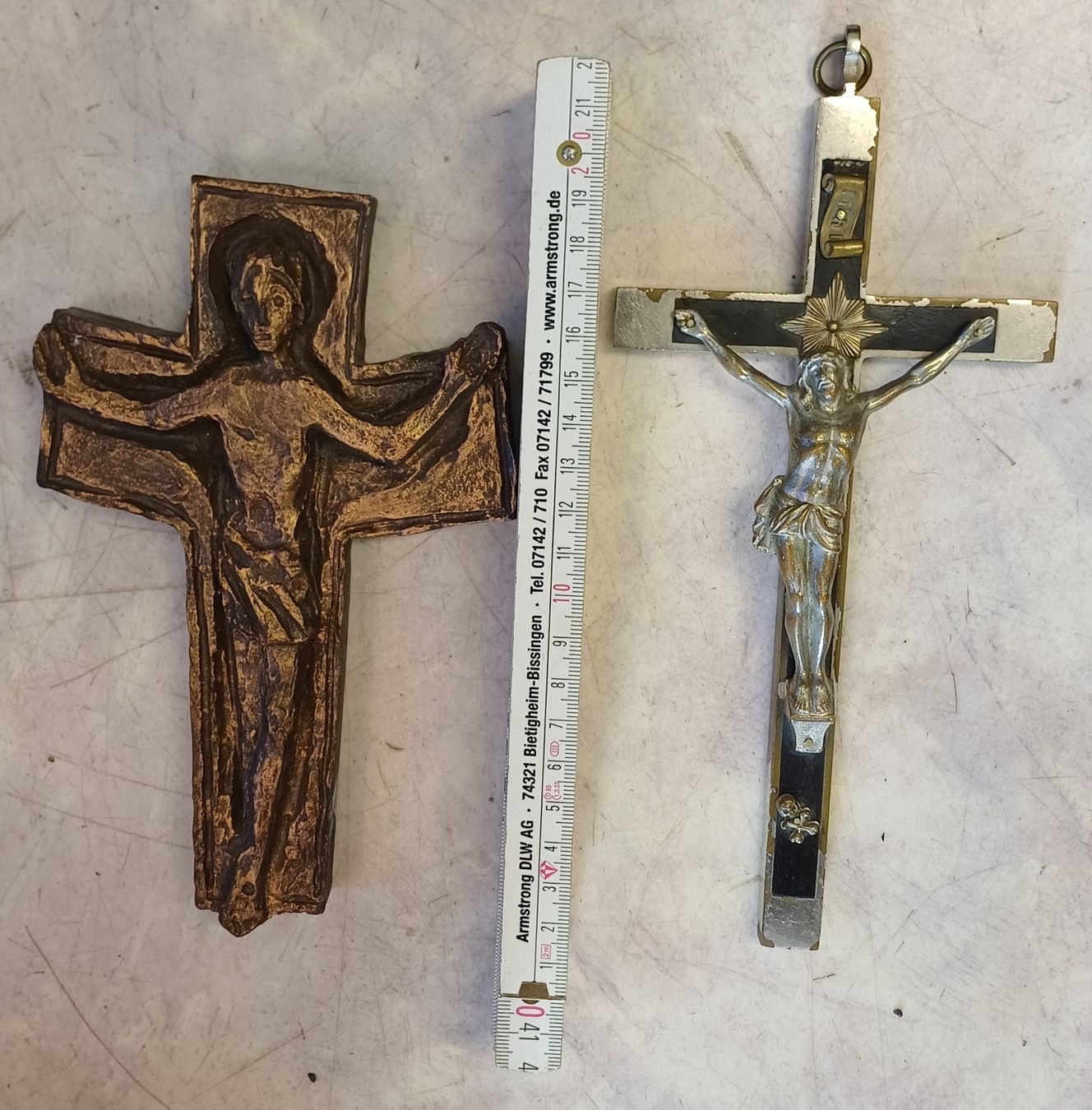 Figuren: 10 Kreuze – Gebraucht aus Merenschwand von Brockinell 1