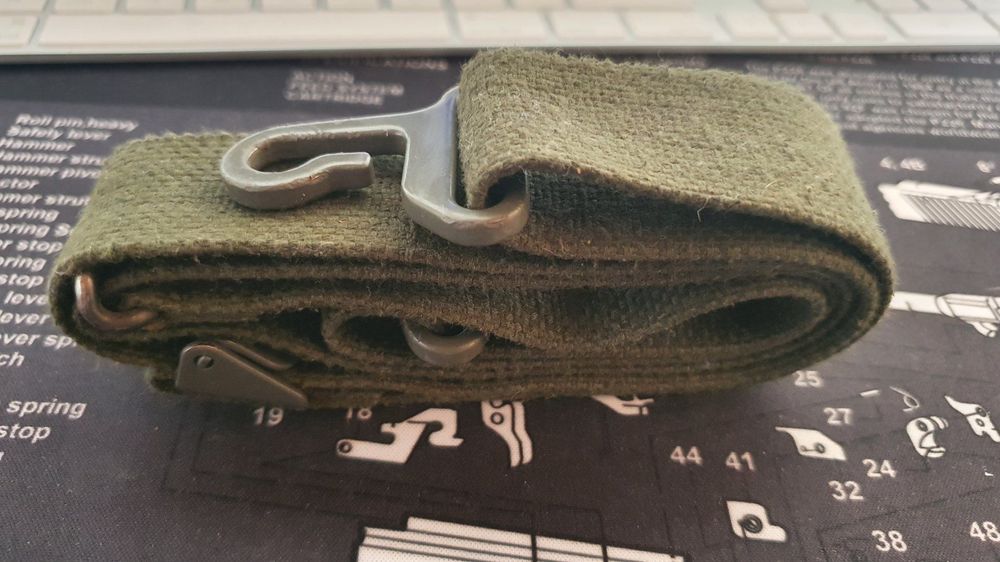 Riemen Stgw 90 Armée CH (Gebraucht) in Delémont für CHF 45 – mit ...