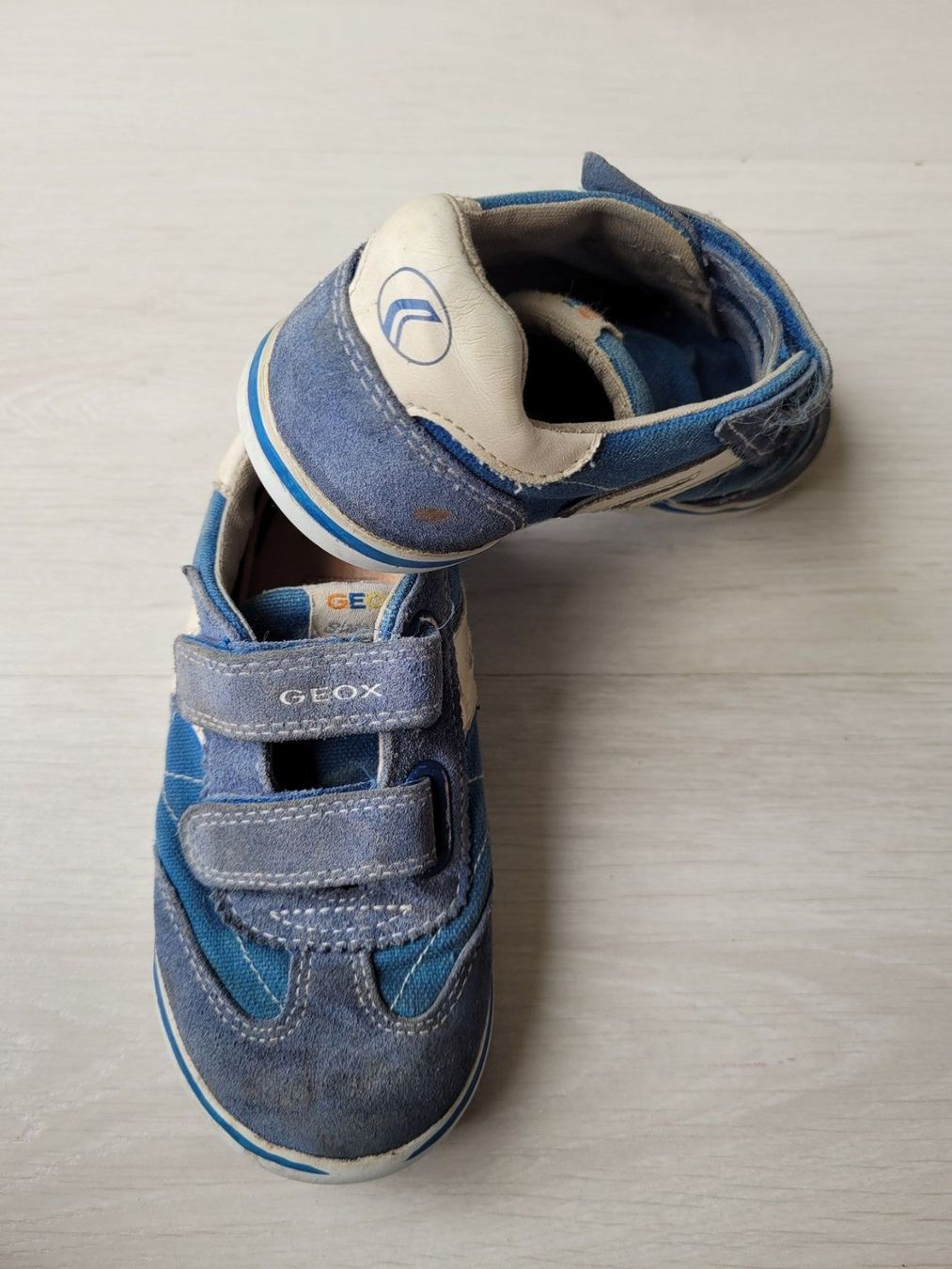 Geox Scarpe per ragazzi: Geox Turnschuhe Gr. 27 – Usato da Gächlingen venduto da Tara_devi 3