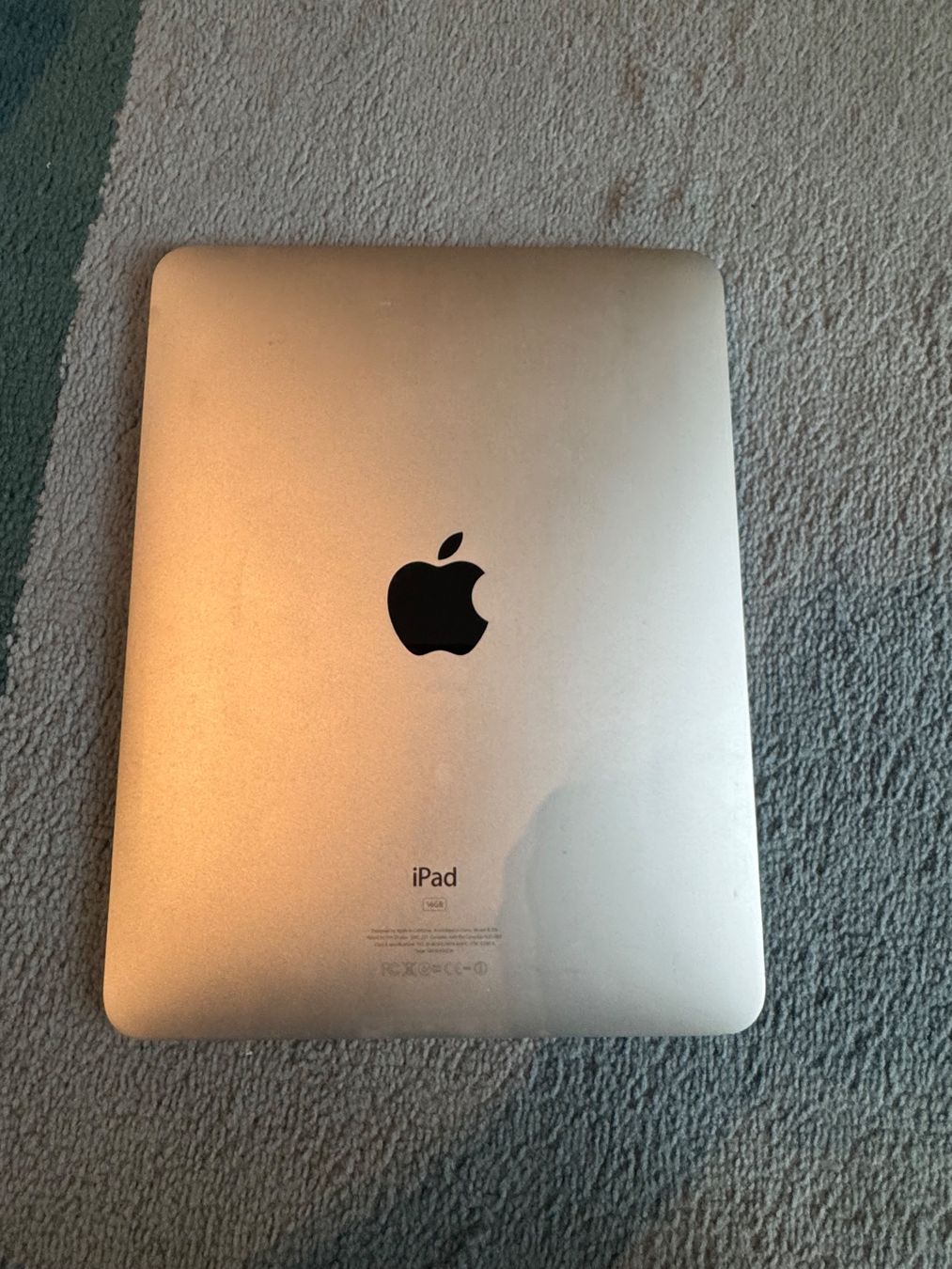 Apple Tablet PC: iPad 1 Generation – Difettoso da Adliswil venduto da Busys 1
