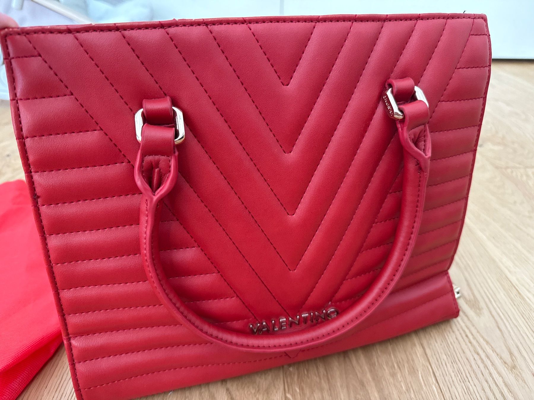 Valentino Borse da donna: NEU! Valentino Handtasche mit Staubbeutel – Nuovo e nell'imballaggio originale da Schönenwerd venduto da d.chiara 1