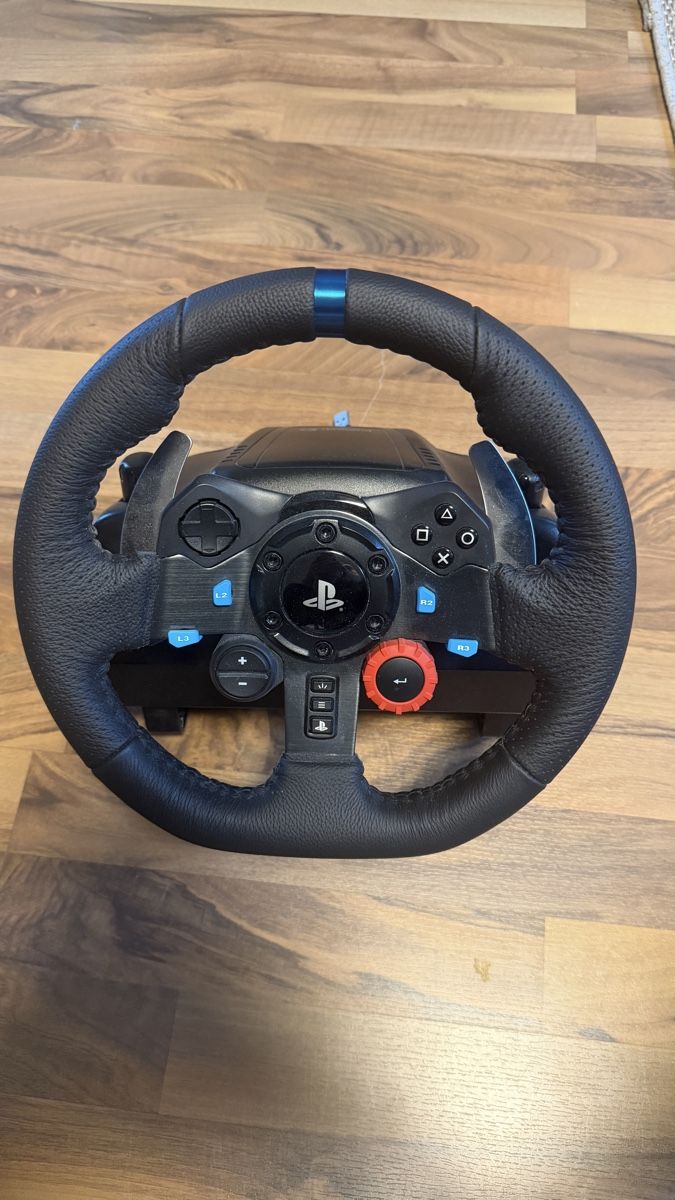 Logitech Controller: Logitech G29 inkl Shifter und Pedale – Usato da Aeschi SO venduto da Quelle21 1