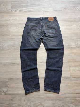 Levis 501 dunkle Waschung Regular Fit Gr.M