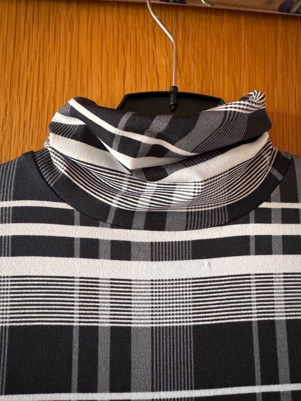 Kleider: Figurbetontes kurzes Kleid Gr. M – Neu (gemäss Beschreibung) aus Grosswangen von second_hand_dress 1