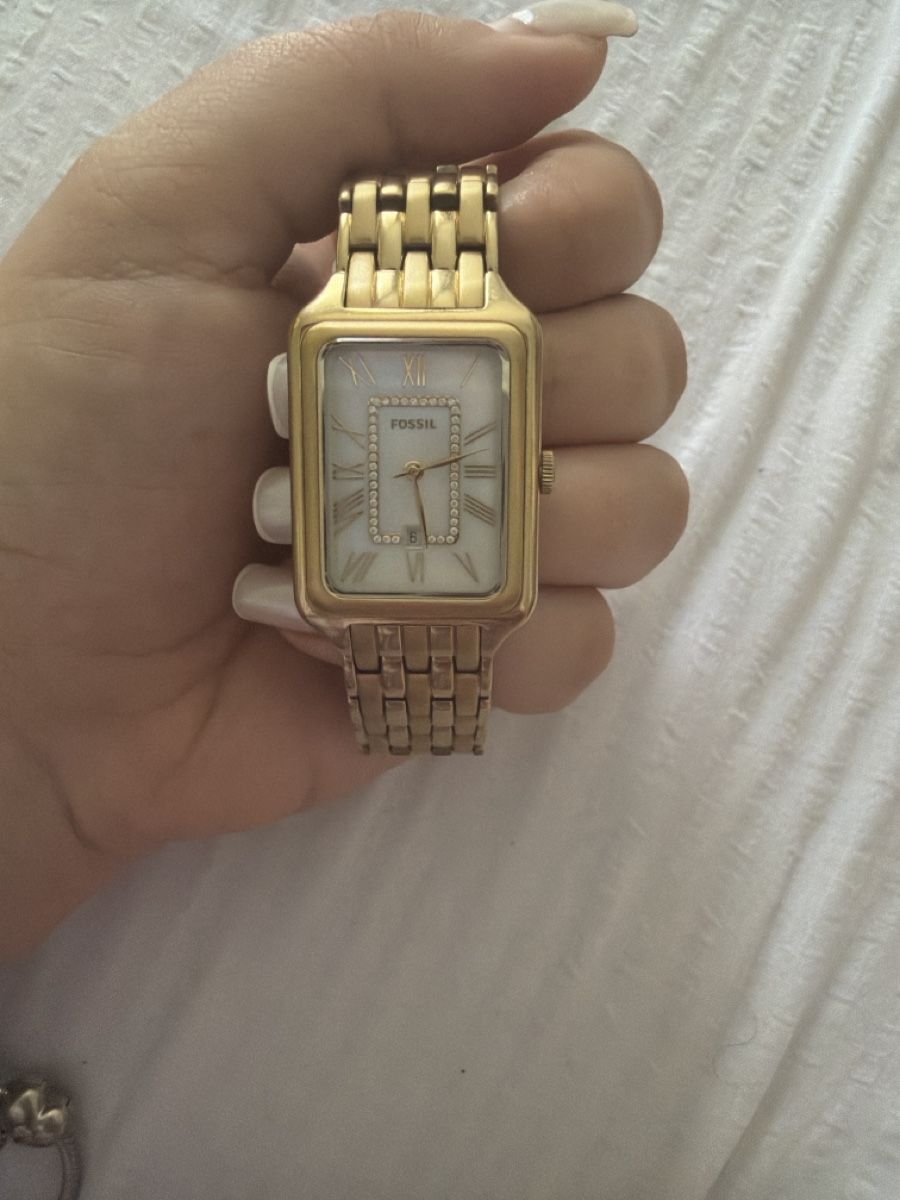 Fossil Orologi: Gold Fossil Watch - Elegant Rectangle Face - Perfect for Sum – Nuovo (secondo la descrizione) da Glis venduto da nic_8nls