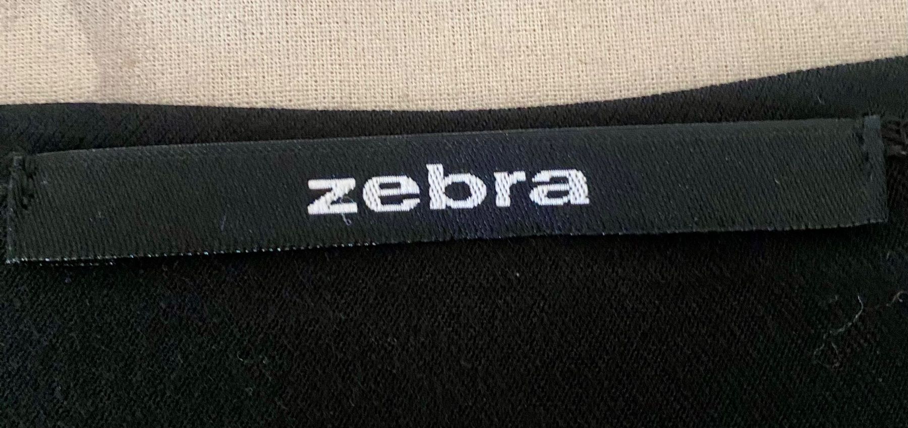 Zebra Top: Oberteil in Schwarz, Gr. L – Usato da Zürich venduto da Maria2021 3