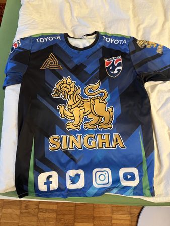 Fussballtrikot Thailand Grösse XL guter Zustand