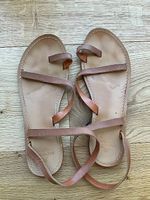 Raffinierte Sandalen von NAVYBOOT, 37