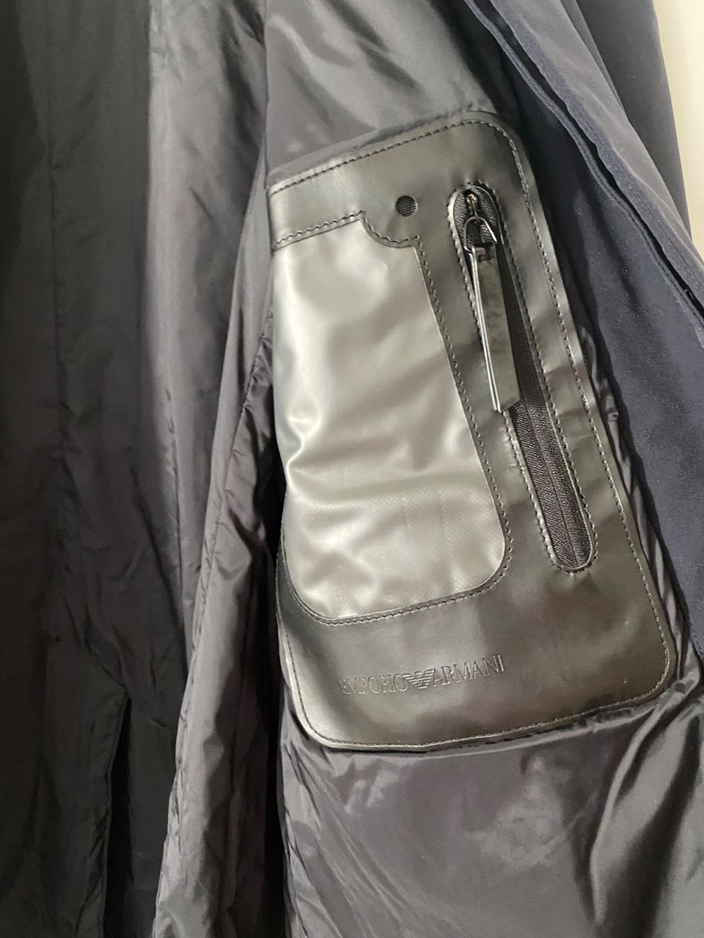 Armani Cappotti: Armani Trenchcoat Herren – Usato da Wermatswil venduto da -secondchance- 2