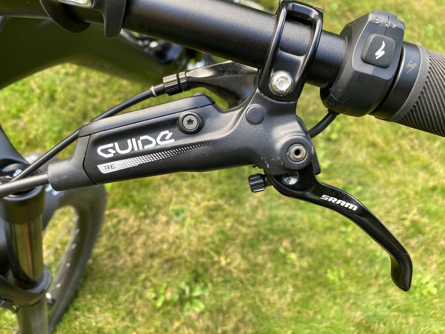 Velos: Specialized Turbo Levo VTT électrique 700 Wh – Gebraucht aus Saxon von  2