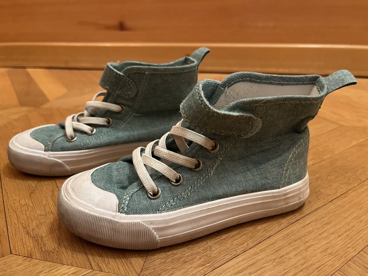 H&M Scarpe per ragazze: Kinderschuhe Frühling Gr. 28 – Usato da Rüti ZH venduto da Lilalillifee