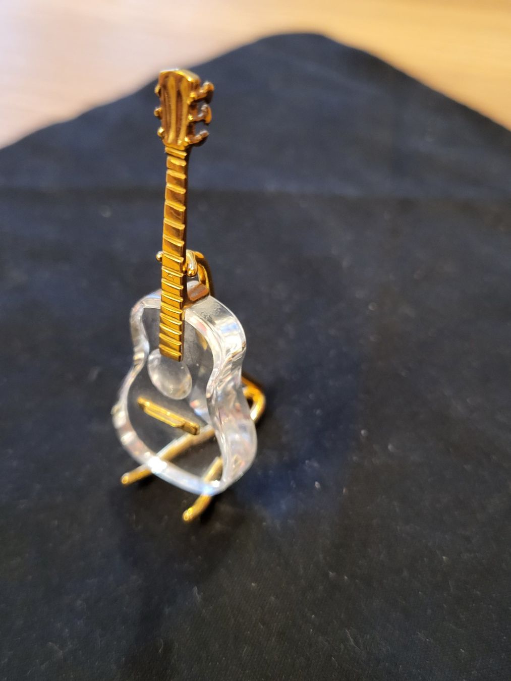 Alle Dekorationen: Gitarre aus Glas klein . – Gebraucht aus Seltisberg von Ppeter68 3