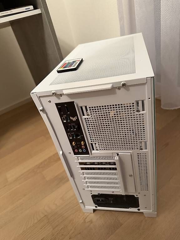 PCs: PC complet – Gebraucht aus Bulle von Preteni 1