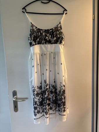 Sommerliches Kleid – Gr. 36/38 – Leicht & luftig
