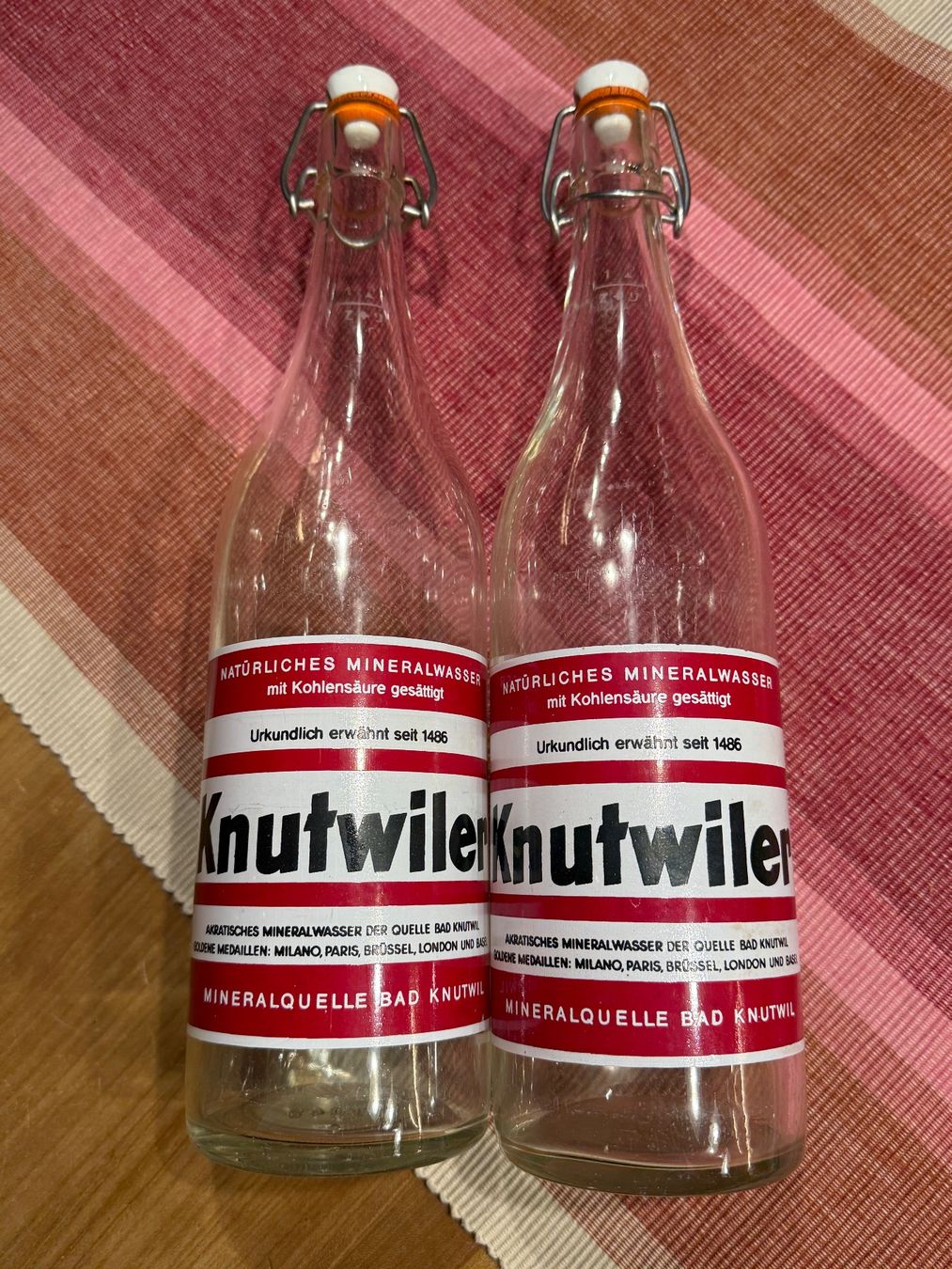 Flaschen: Knuttwiler Glasflasche 1 lt vintage  2 Stk – Gebraucht aus Wittwil von Schnaeppli64