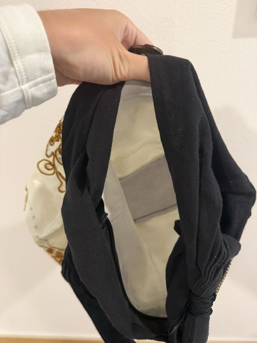 Taschen für Damen: Wunderschöne Schultertasche – Gebraucht aus Bottmingen von Itsclaire 6