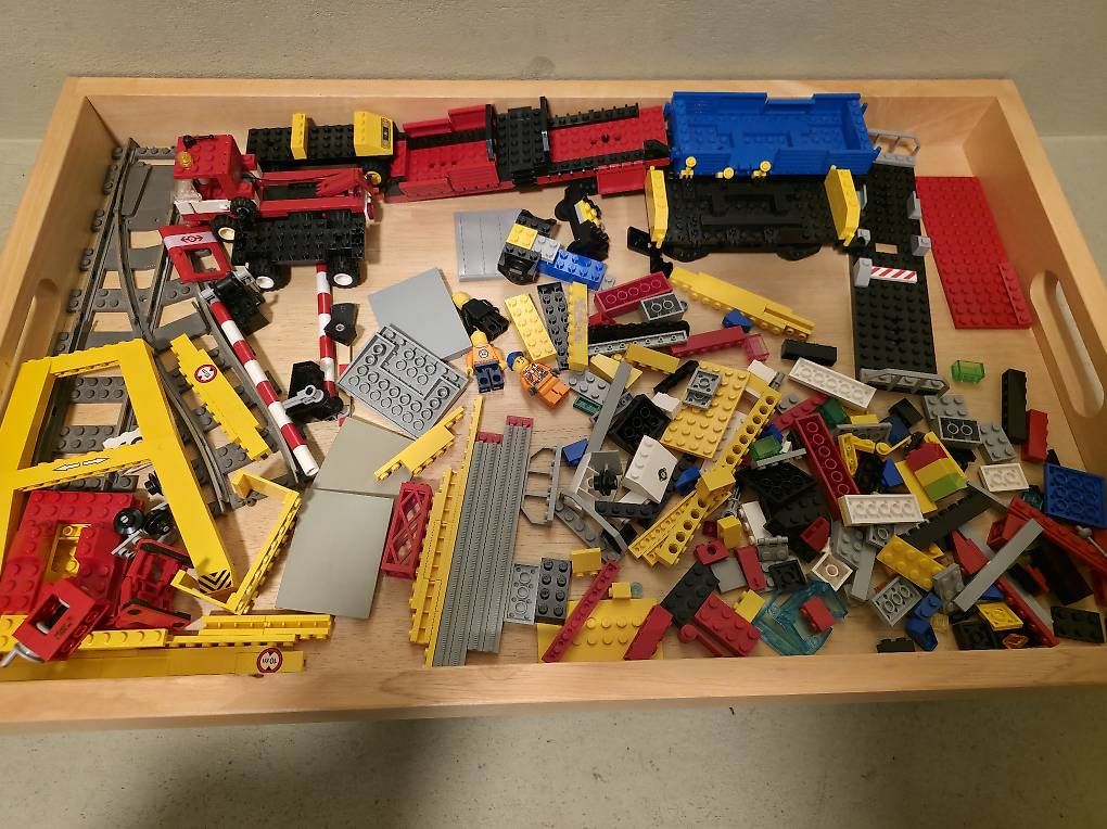 Lego Kit di costruzioni: Lego 9V Eisenbahn Sammelsurium – Usato da Münchwilen TG venduto da ff-
